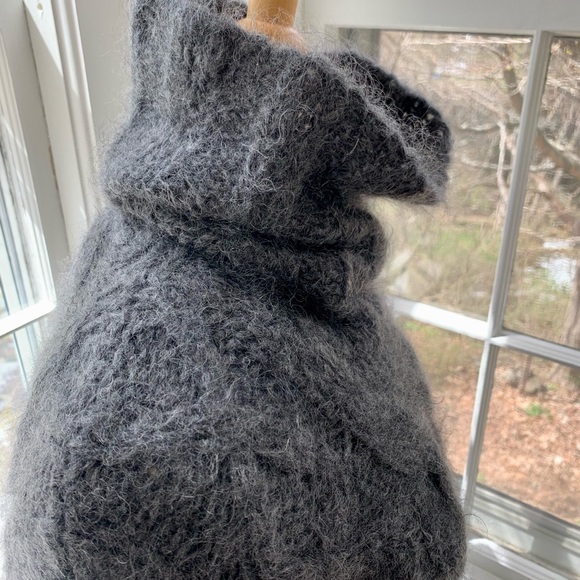 MICHAEL KORS Runway soft chunky kid mohair cables - Picture 10 of 12